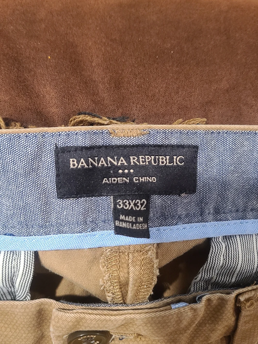 Banana Republic Men's Chinos in Olive-Tan